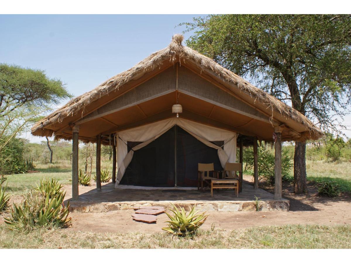 Ikoma Bush Camp Robanda Exterior photo